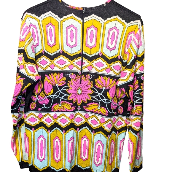 Gorgeous Vintage Summer Sweater - Picture 2 of 6